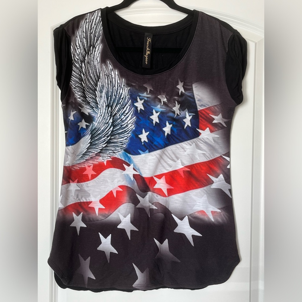 American Flag printed Tee women size small